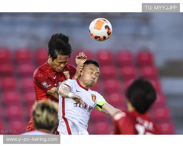 上海上港与北京队激战正酣精彩直播全程回顾与分析